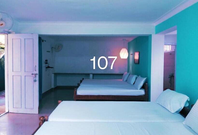 בית מלון כפרי Mountain View Villas Of Coorg