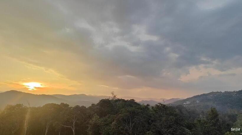 酒店 Mountain View Villas Of Coorg