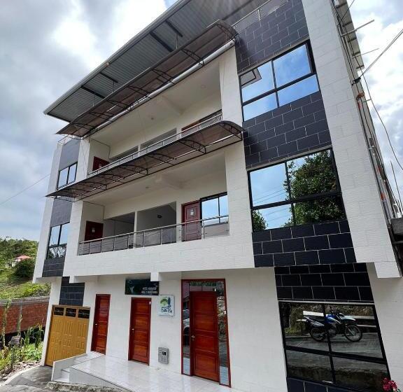 בית מלון כפרי Norcasia Rios Y Aventuras