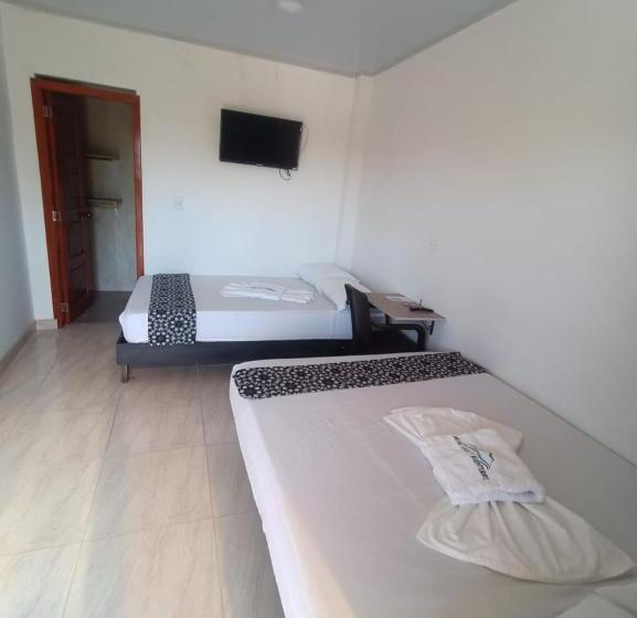 בית מלון כפרי Norcasia Rios Y Aventuras