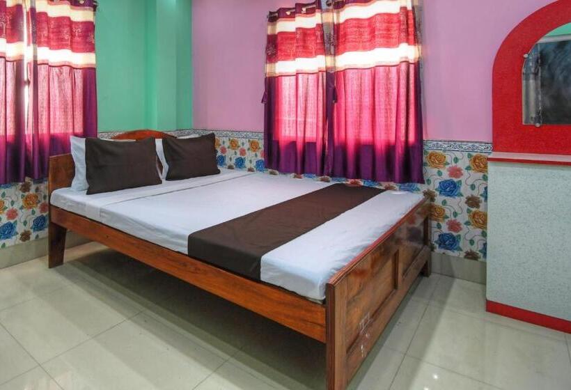 호텔 Oyo Yuvraj Lodge And