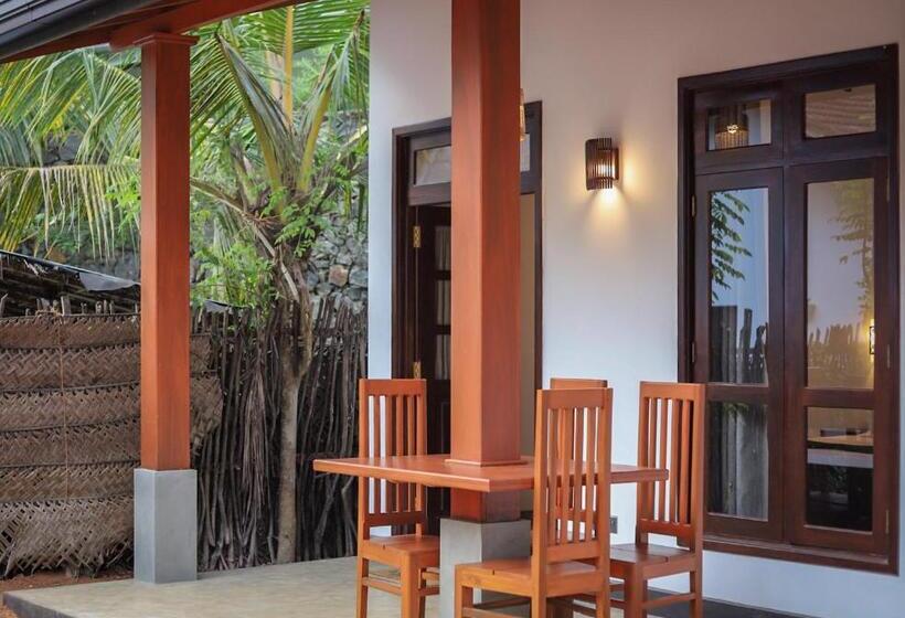 Отель Ran Villa