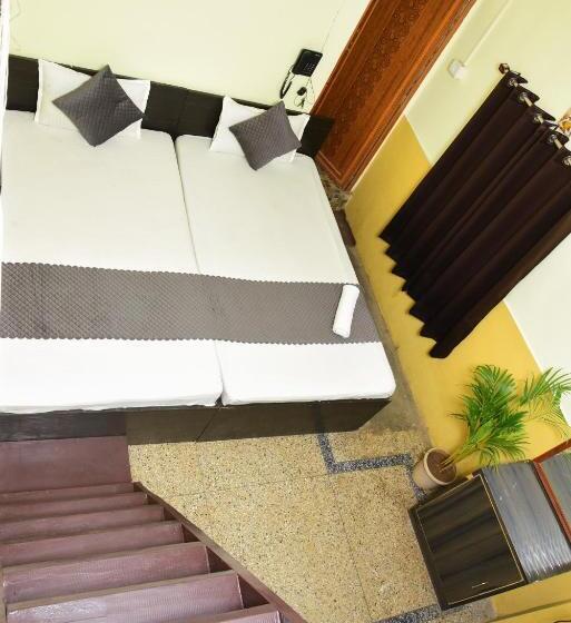 فندق Rowdralaya Residency