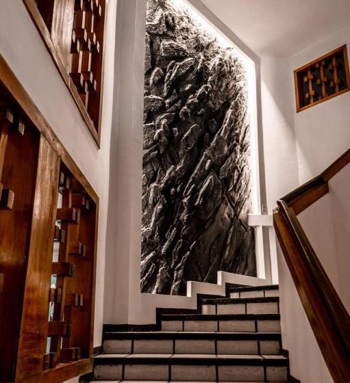 Отель Sexta Avenida