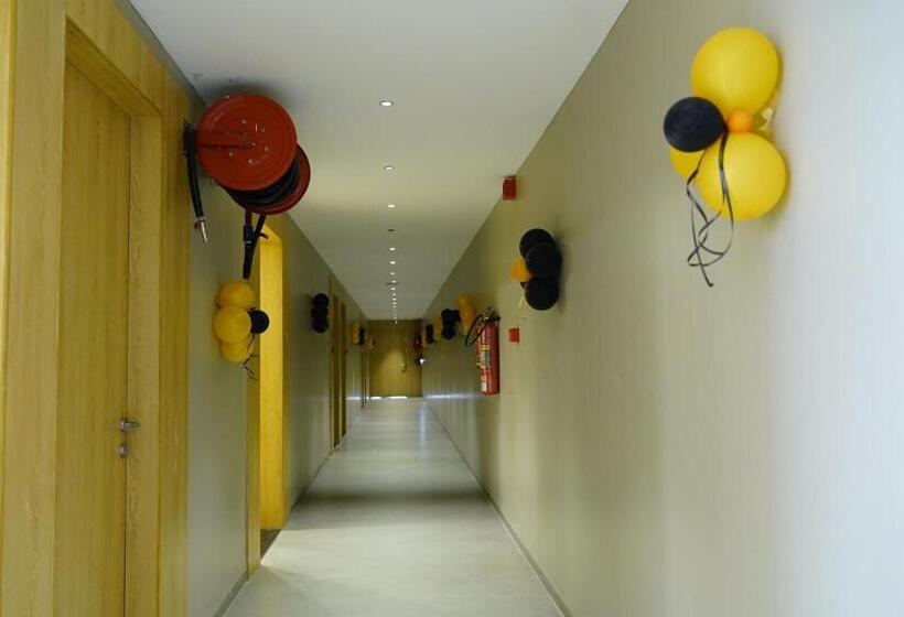 בית מלון כפרי Vindhyachal Resort