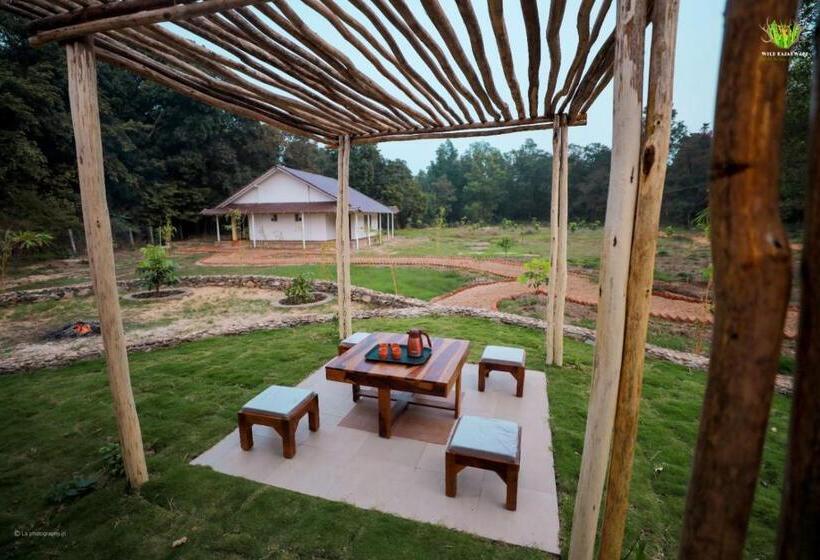 فندق Wild Kasarwadi