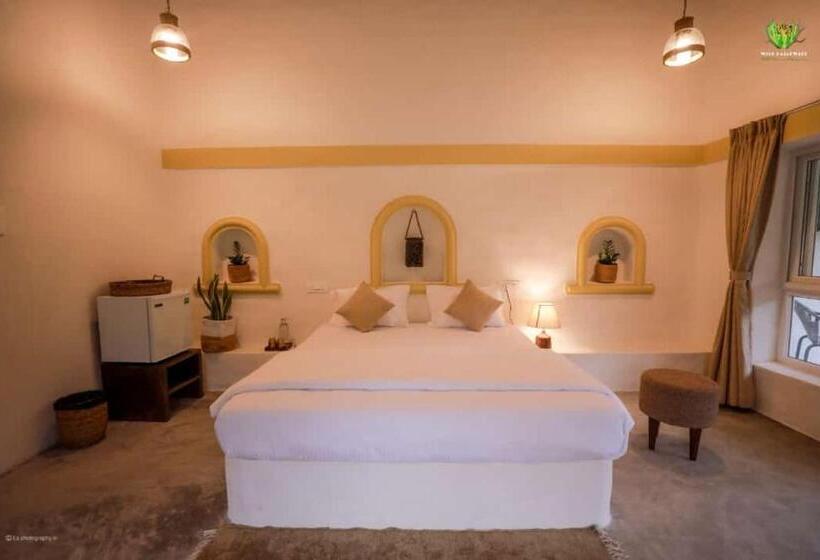 Отель Wild Kasarwadi