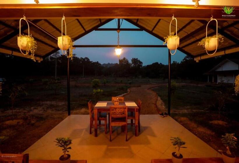 فندق Wild Kasarwadi