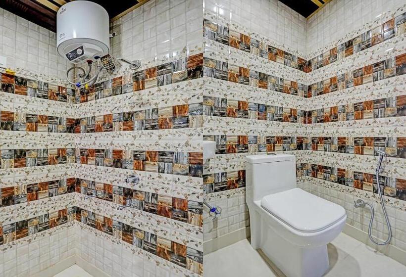 Oyo Paramount Hotel And Restaurant