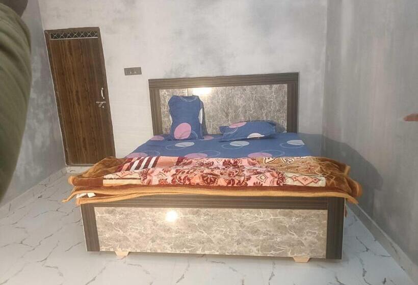 Oyo V.s. Hotel And Restaurant