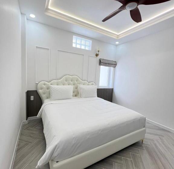 Paris Hotel Châu đốc