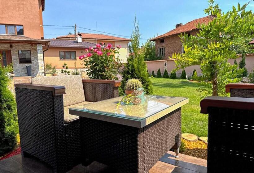 بنسيون къща за гости пелеви