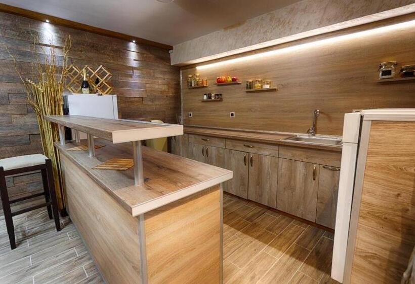 بنسيون къща за гости пелеви