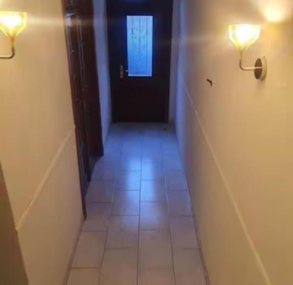 بنسيون Beautiful, Renovated Fully Self Contained Room