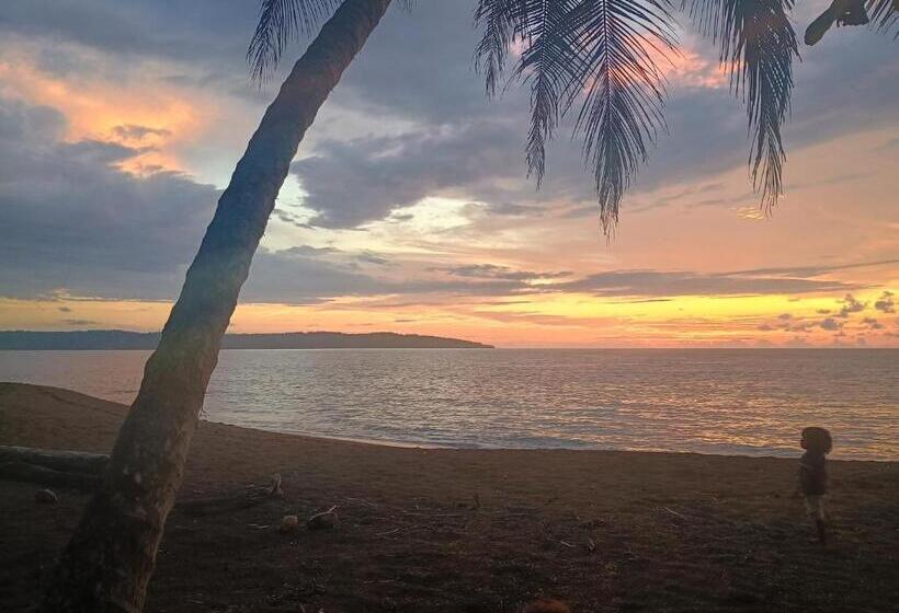 پانسیون Cabinas Casa Jungla