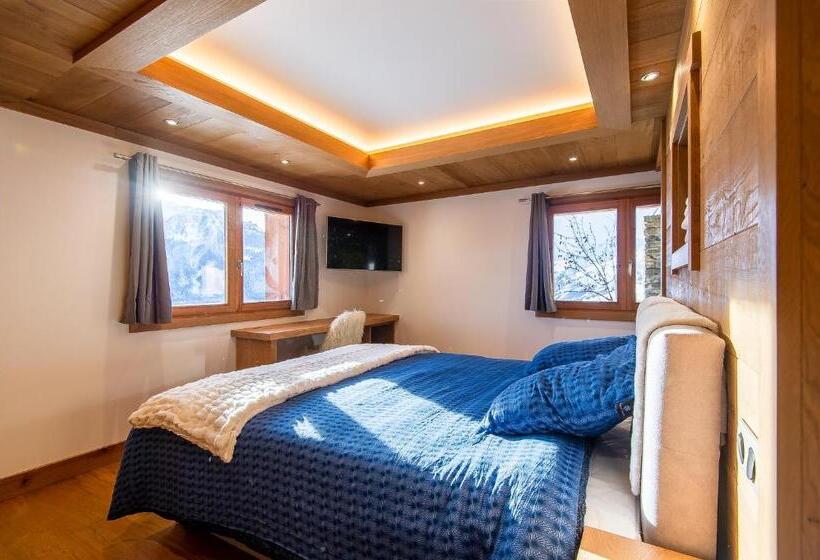 پانسیون Chalet Evidence