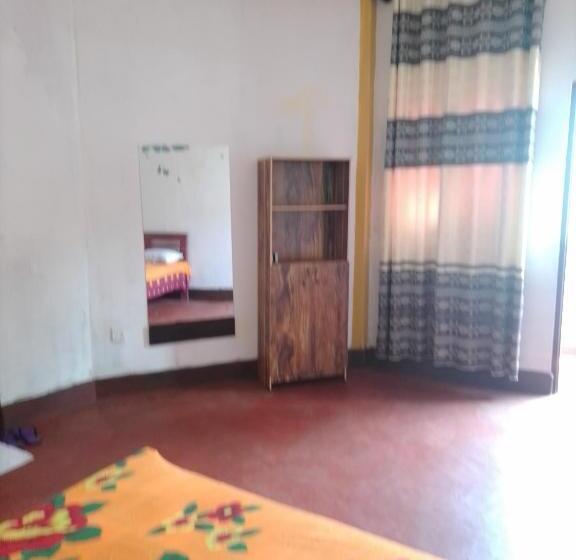 بنسيون Our Little Secret