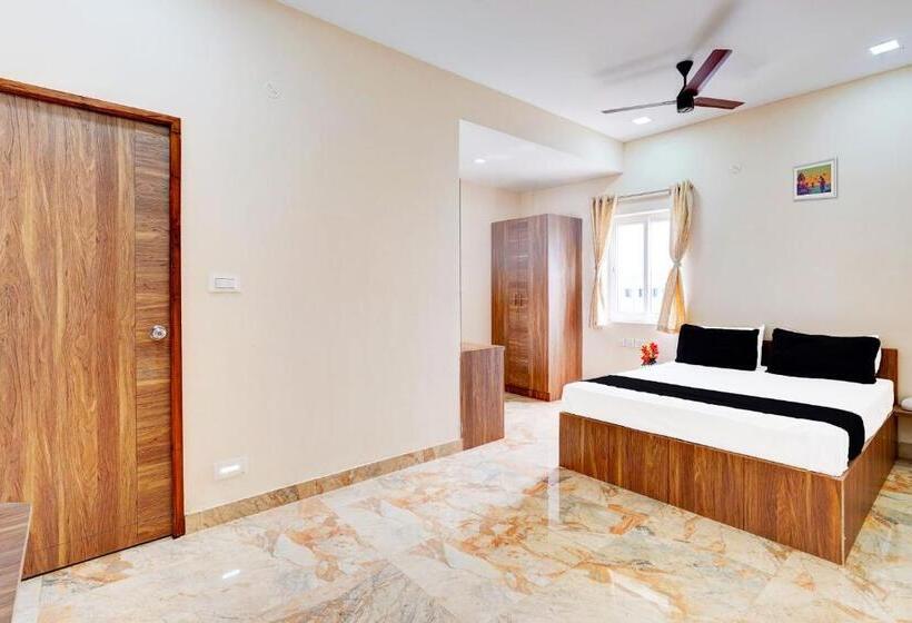 פנסיון Super Hotel O Sriperambadhur Formerly Radha Residency