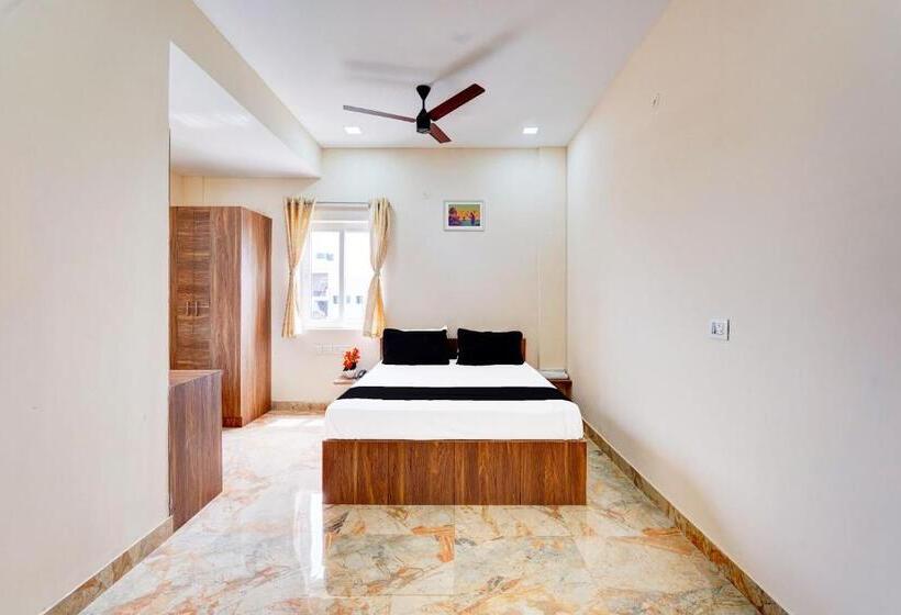 פנסיון Super Hotel O Sriperambadhur Formerly Radha Residency