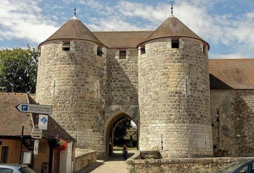 펜션 Room In Guest Room   Home   Chambre Independante A 10min Rer C Et De Dourdan