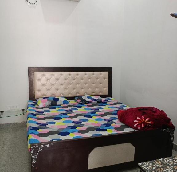 ペンション Shri Radhe Shyam Sadan