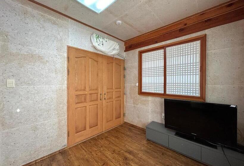 Пансион Sunset Hanok Stay