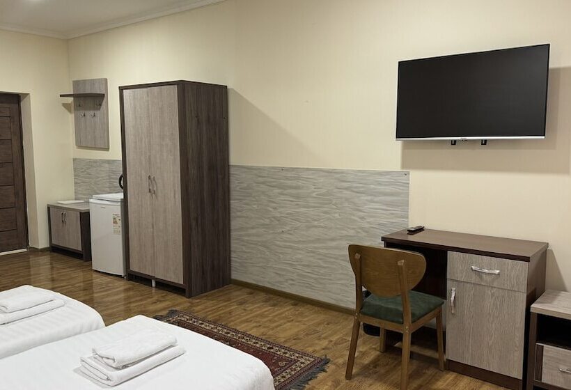 Rayyan Hotel Express