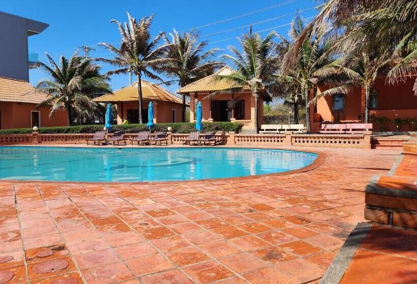 Cánh Buồm Xanh Resort