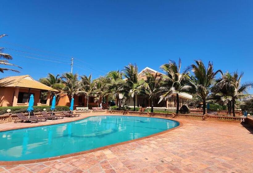 Cánh Buồm Xanh Resort