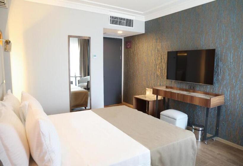 The Yalı Konak Hotel İzmir
