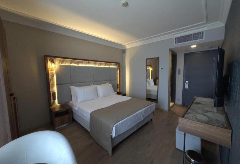 The Yalı Konak Hotel İzmir