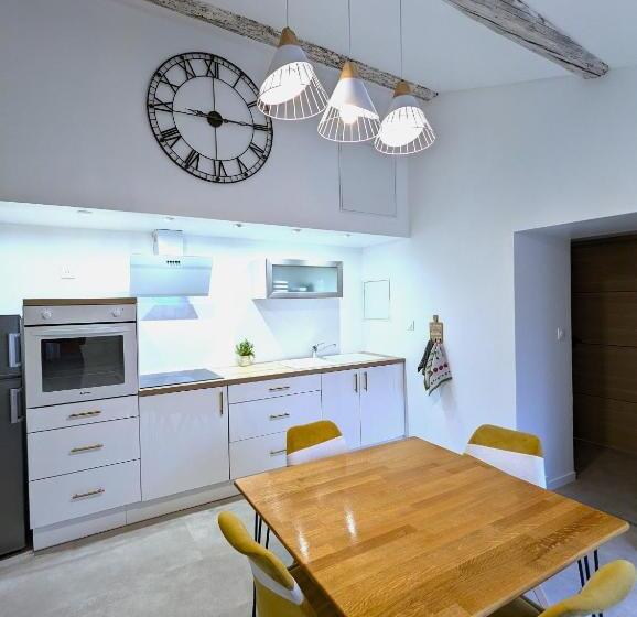 민박 Gîte Chez Gabriel Et Julie