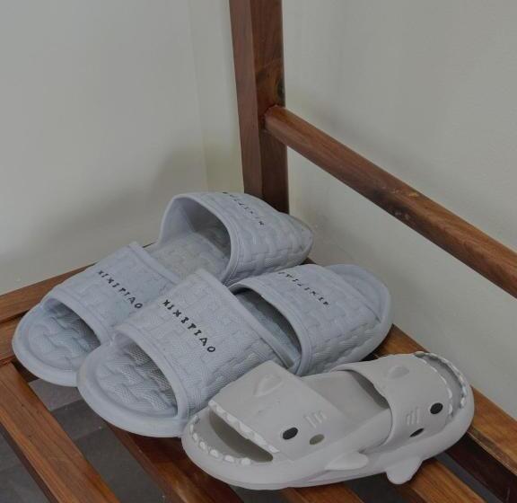 تختخواب و صبحانه Barland Villa