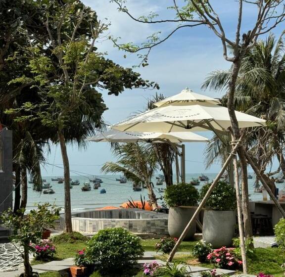 تختخواب و صبحانه Barland Villa