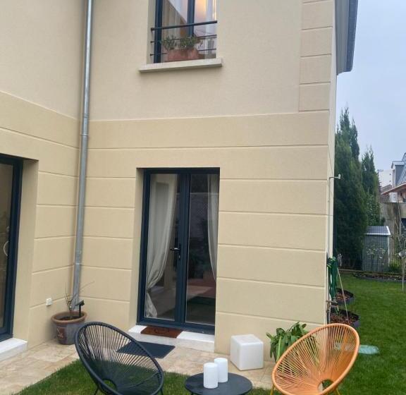 住宿加早餐  Chambre D’hôtes Villa Fleury