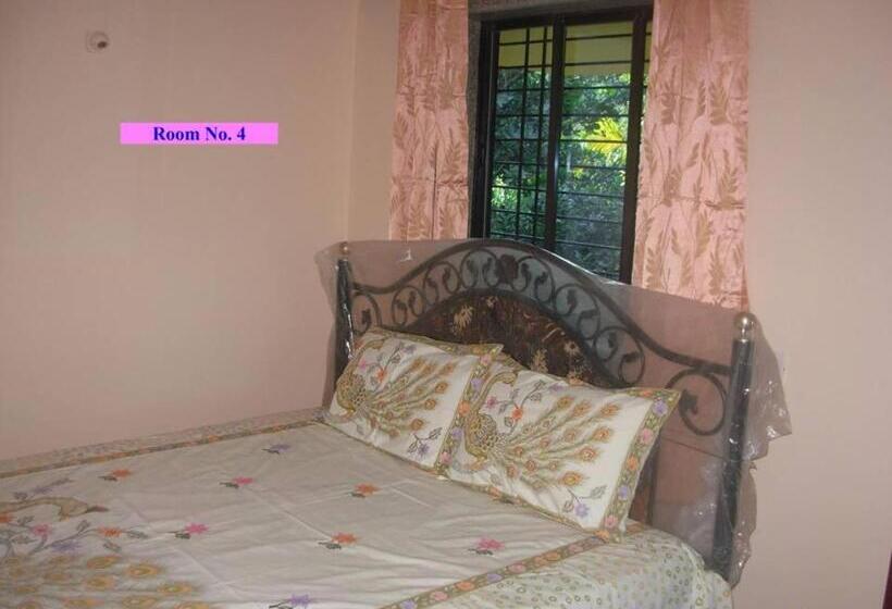 ベッドアンドブレックファースト Govindaashram