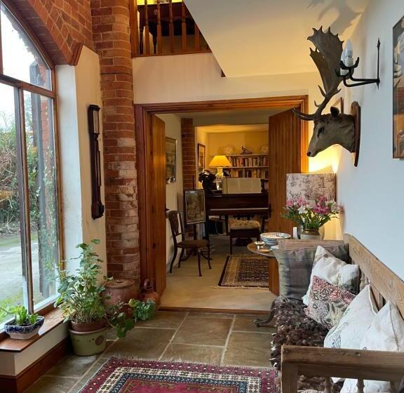 住宿加早餐  Joyce’s Barn