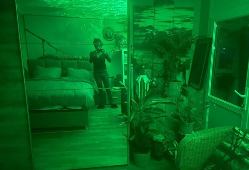 住宿加早餐  Jungle Magic Room Near Atomium , Heyzel Stadium