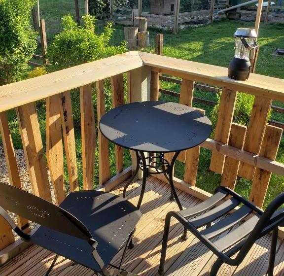 مبيت وإفطار La Roulotte Tiny House Du Mond Idéal