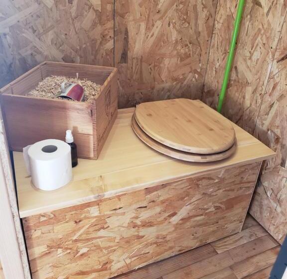 مبيت وإفطار La Roulotte Tiny House Du Mond Idéal