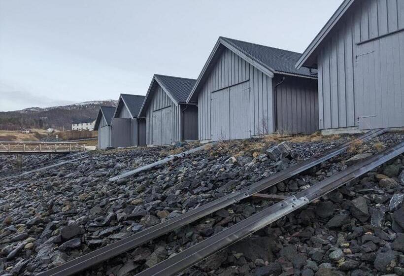 مبيت وإفطار Overnatting Rodal