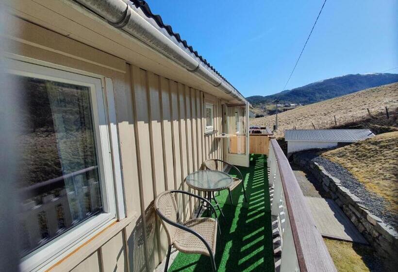 مبيت وإفطار Overnatting Rodal