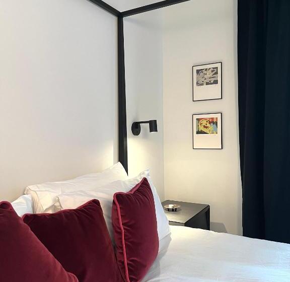 Bed and Breakfast The Iconic Lodge