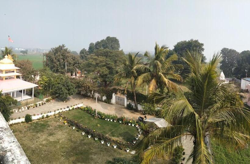 Bed and Breakfast Vedic Villa