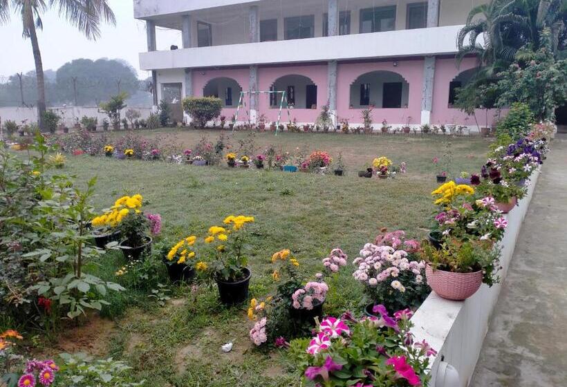 Bed and Breakfast Vedic Villa