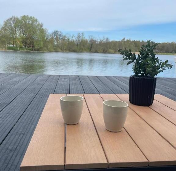 민박 Waterside Voorthuizen