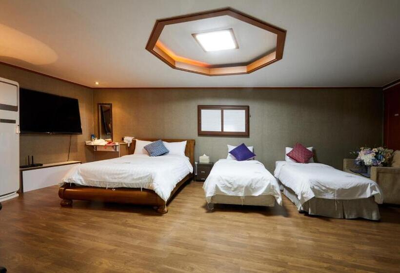 Buantreehotel Blackhouse