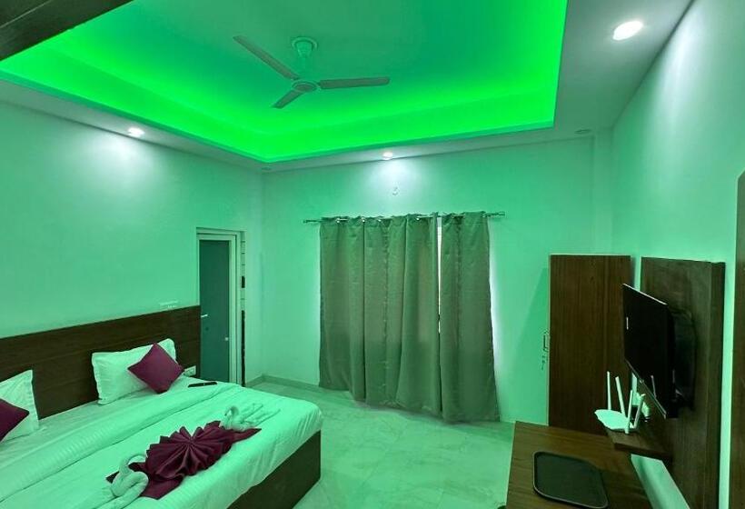 בית מלון כפרי Avantika Residency & Restro