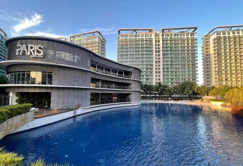 هتل Azure Staycation