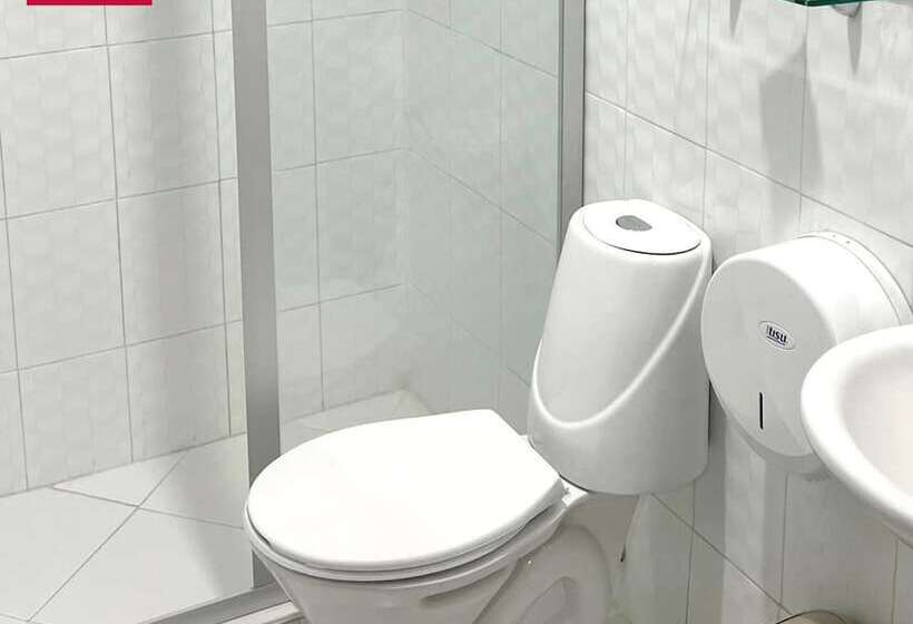 בית מלון כפרי Bazurto Plaza